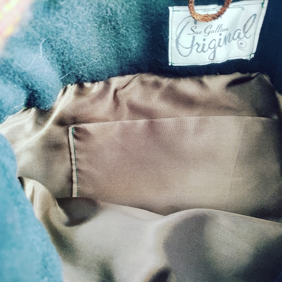 Pretty handmade wool boho crossbody bag 9x12 - Picture 3 of 3